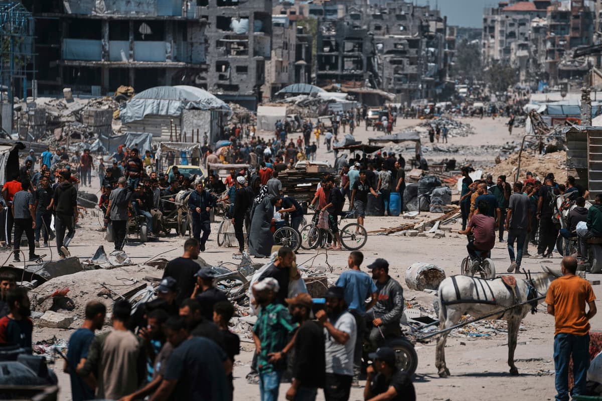 Aid to Gaza Delayed Amid Escalating Deadly Attacks