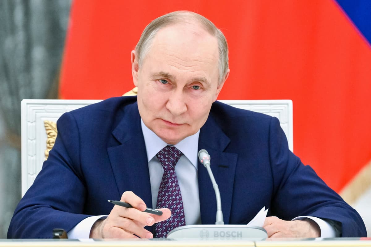 Russia Claims Full Control of Luhansk Amid Increased Drone Attacks