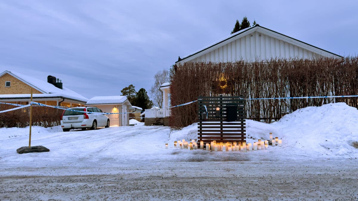 Justice Minister Gunnar Strömmer visits Boden after the murder