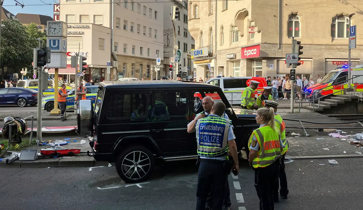 Vehicle Hits Pedestrians in Stuttgart, Germany; One Dead, Several Injured