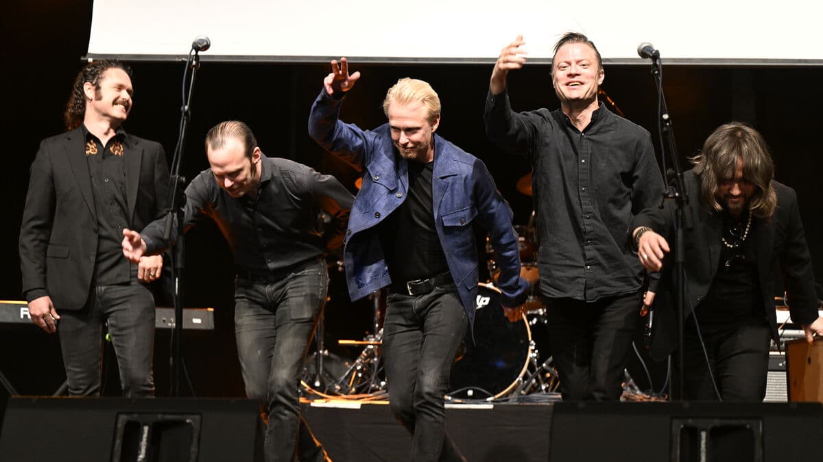 Mando Diao cancels shows, citing health problems