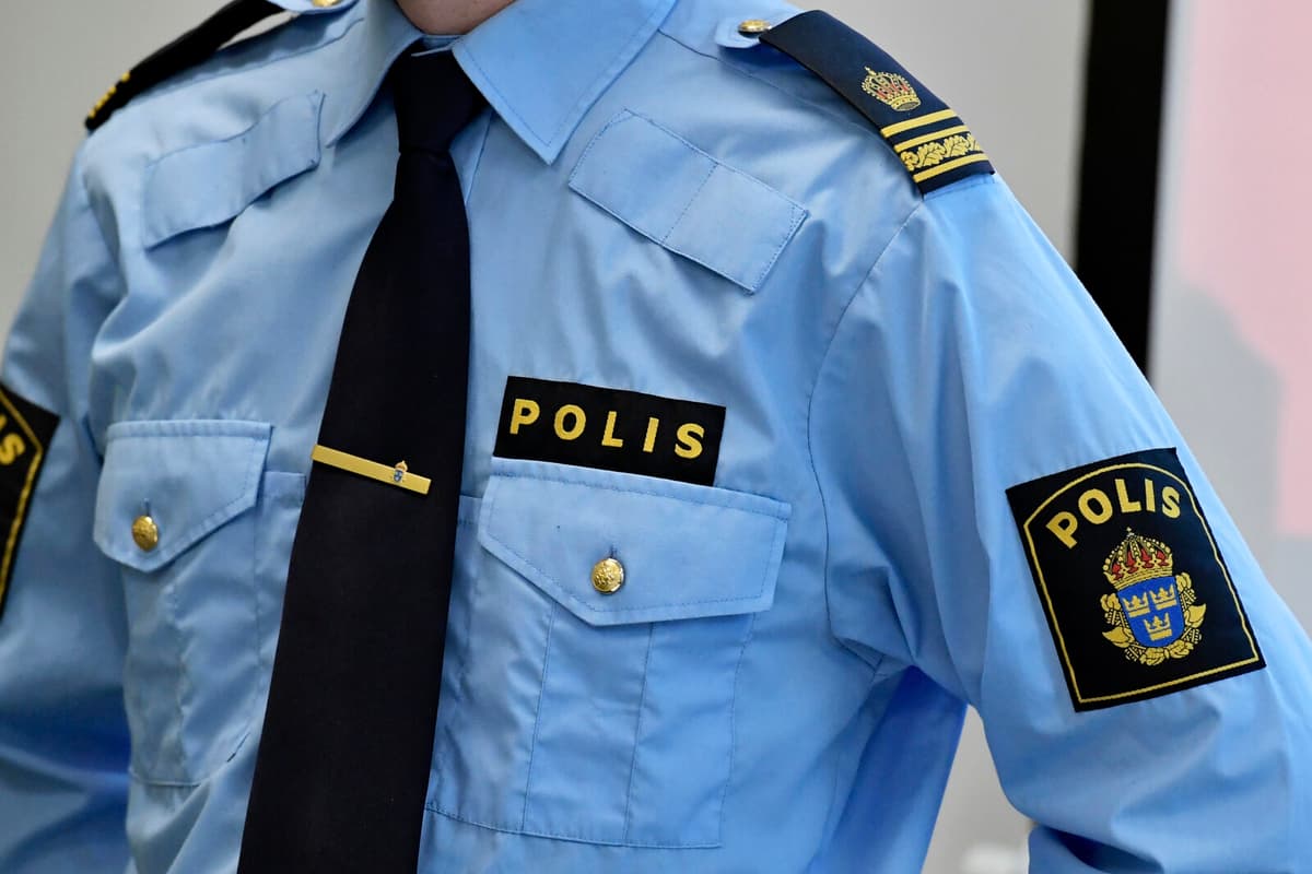 Police Officer Convicted for Causing Moped Accident in Småland