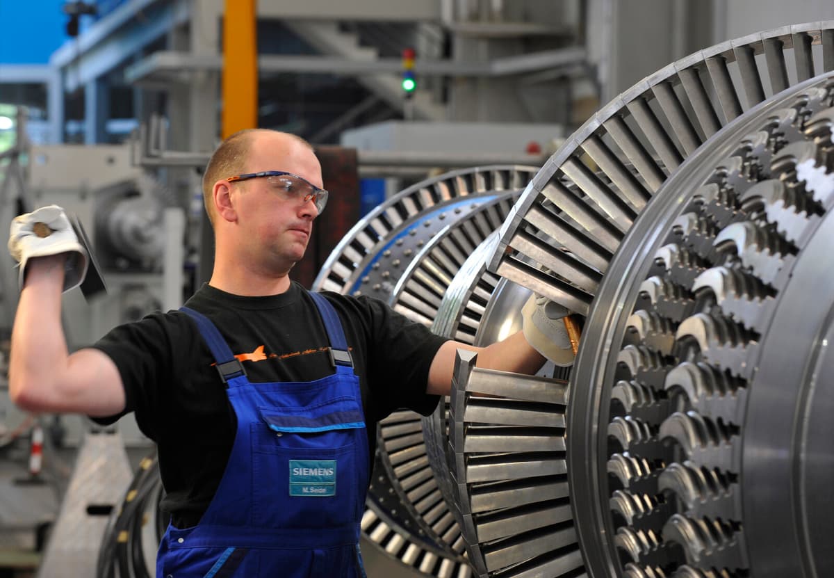 German Industrial Production Surges Beyond Expectations in July