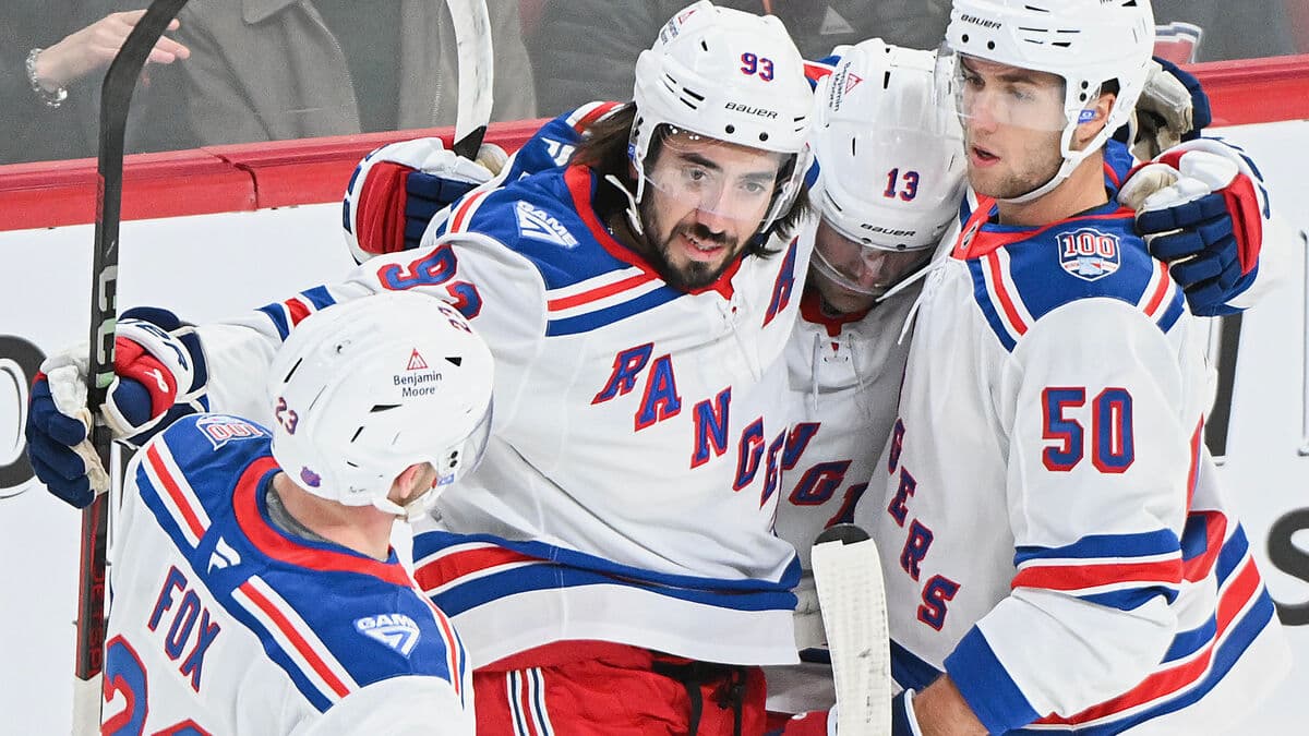 Zibanejad Scores as Rangers Break Losing Streak Against Montreal