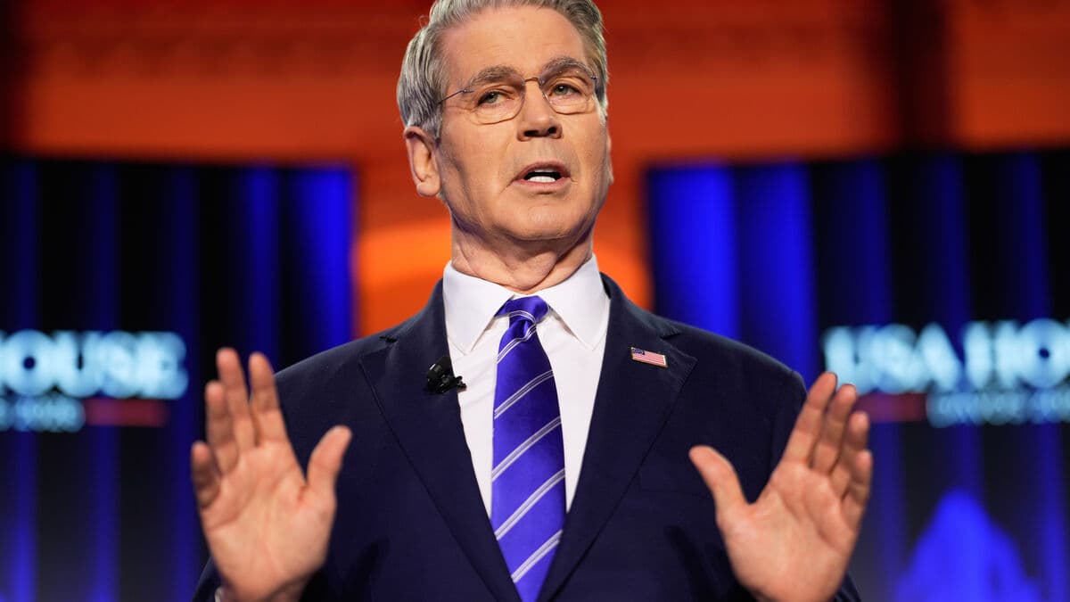 US targets Iran's shadow fleet used to circumvent oil sanctions