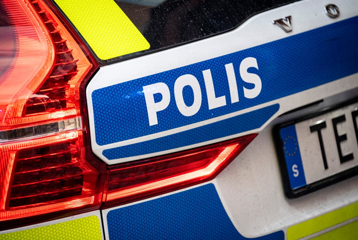 Ambulance and Car Collide Head-On in Skara; Seven Hospitalized