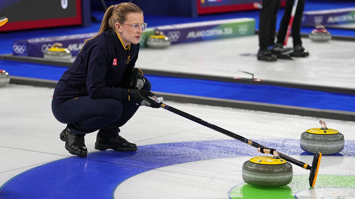 The power went out, then Sweden won the Olympic debut
