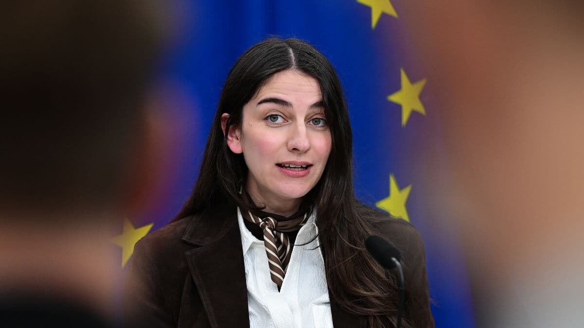 Climate minister slams KD, says zero credibility