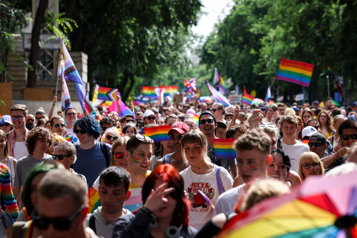 Hungary Warns Embassy Staff Against Joining Banned Pride Parade