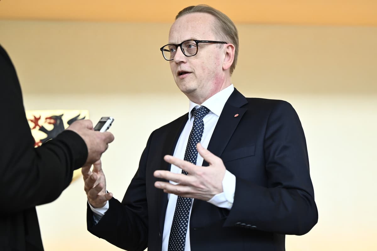 Swedish Opposition Criticizes Unclear Nuclear Power Proposal
