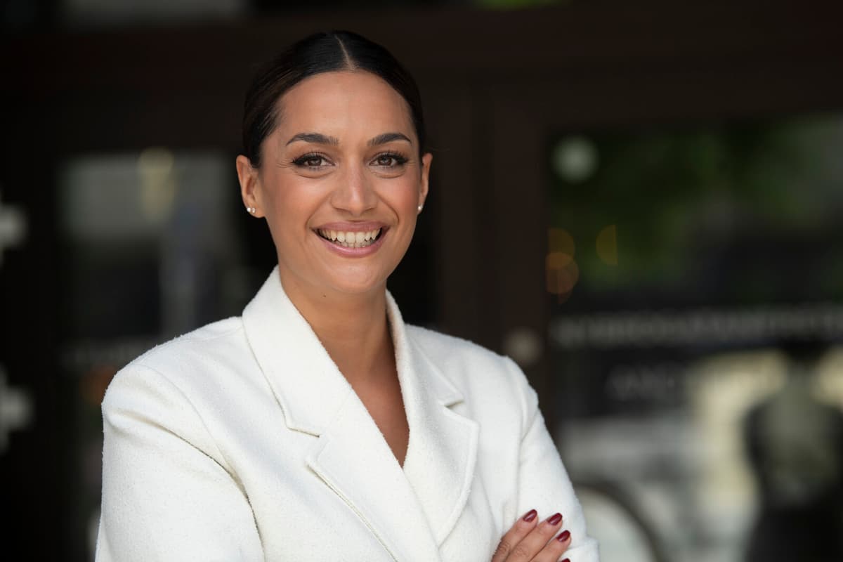 Rojda Sekersöz Adapts Acclaimed Novel into Film "Before We Take Off"