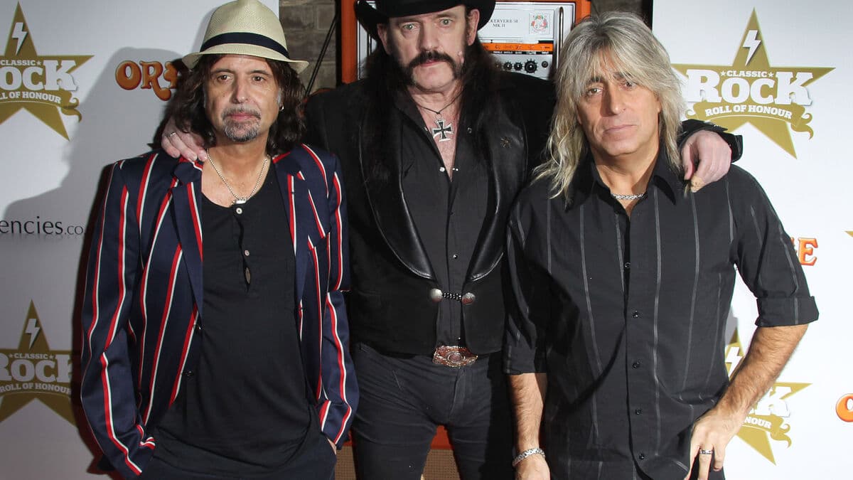 Motörhead guitarist Phil Campbell dies at 64