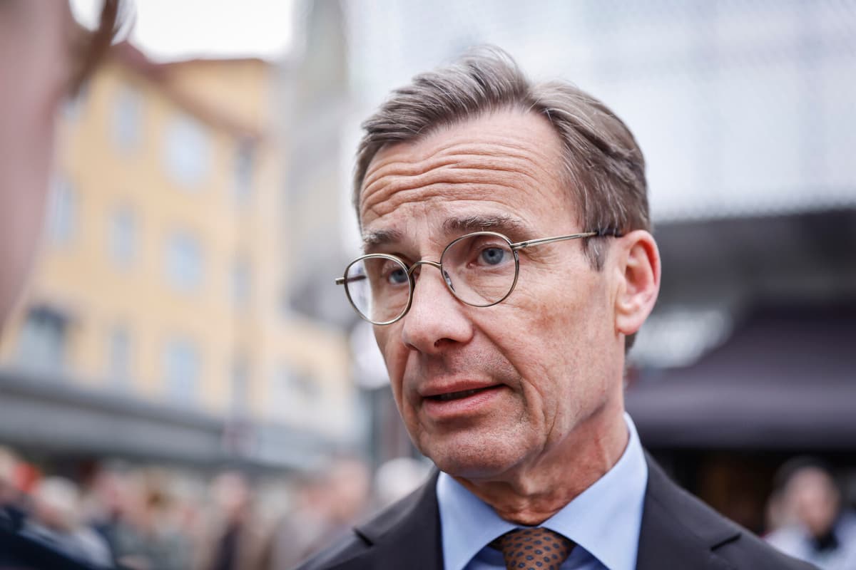 Kristersson Warns of Social Democrats' Shift to the Left