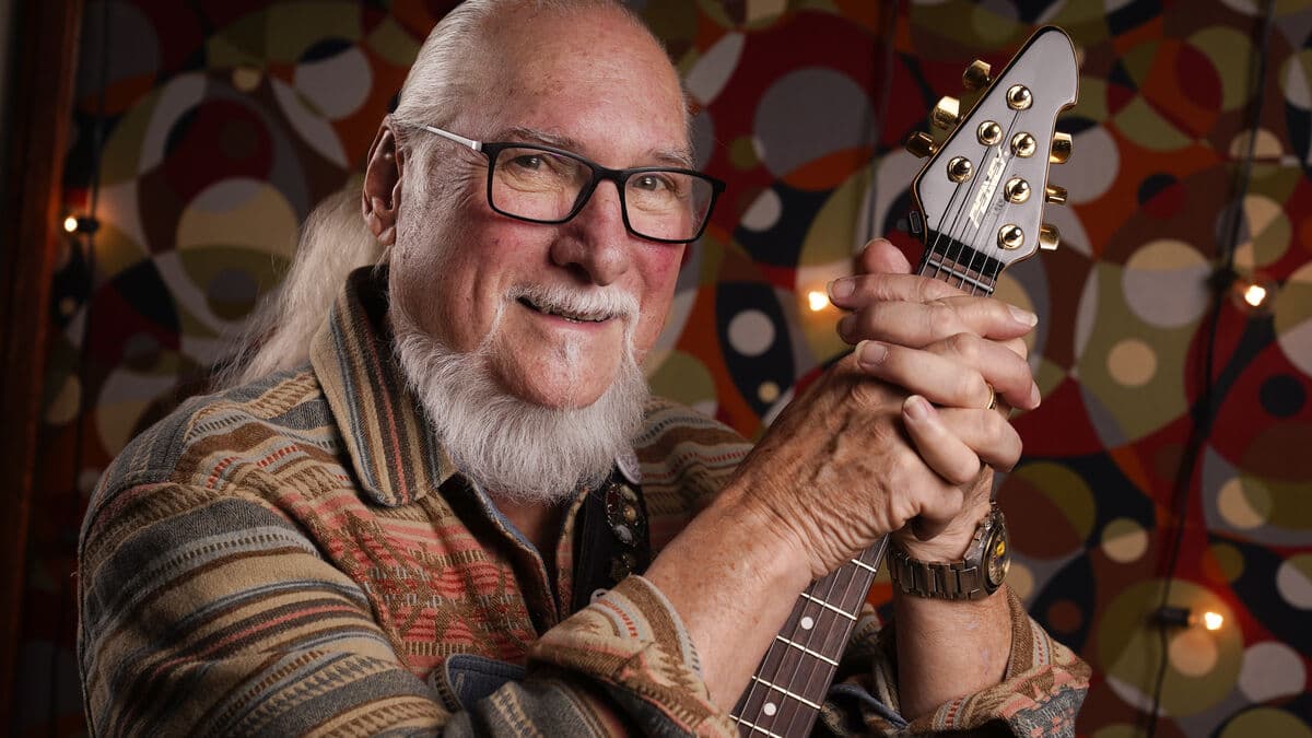 Blues Brothers guitarist Cropper dies