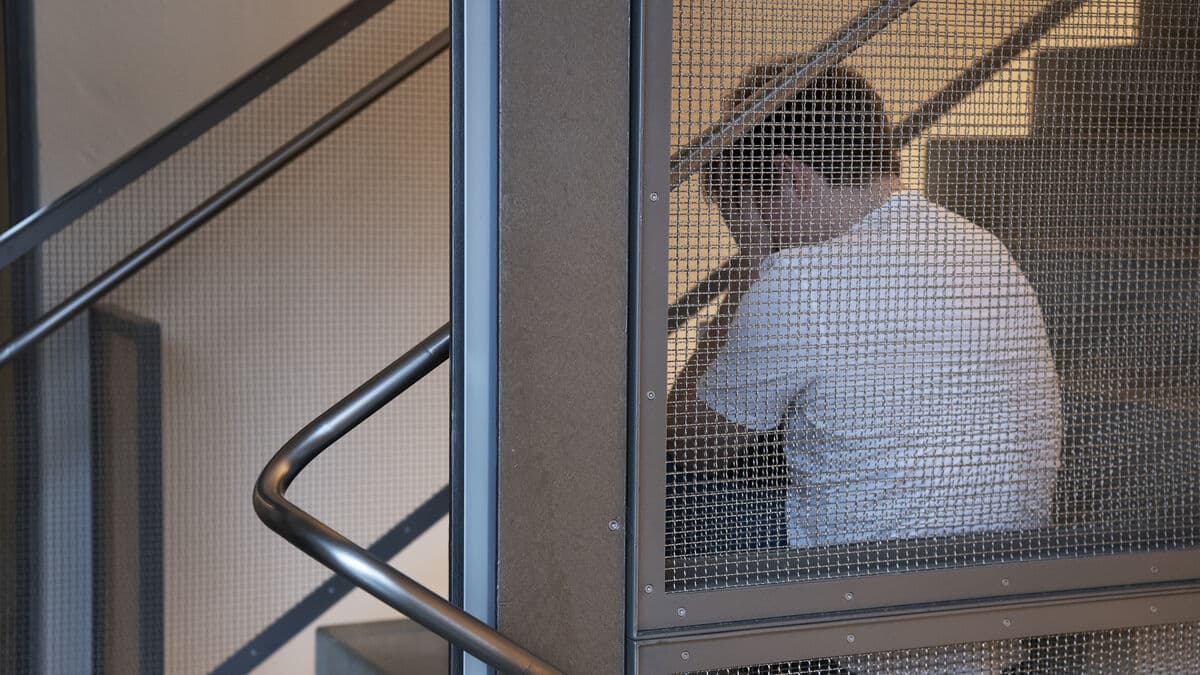 Friends: "More Misses" Makes Schools Safer