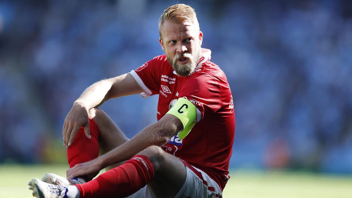 Testified about rigged matches – gets sued: "Ashamed"