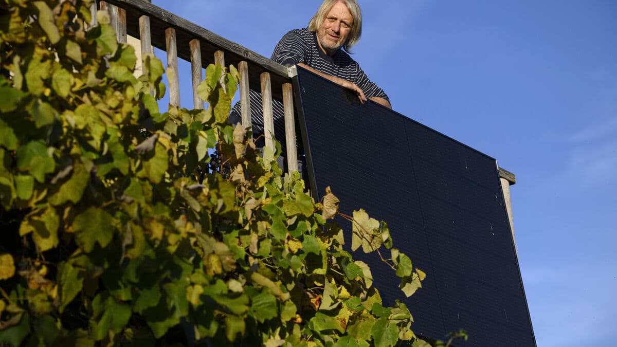 They have their own electricity directly from the "balcony power plant"