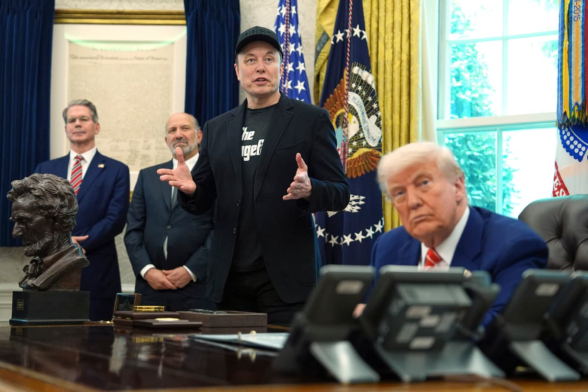 Economist Agrees with Elon Musk in US Budget Dispute