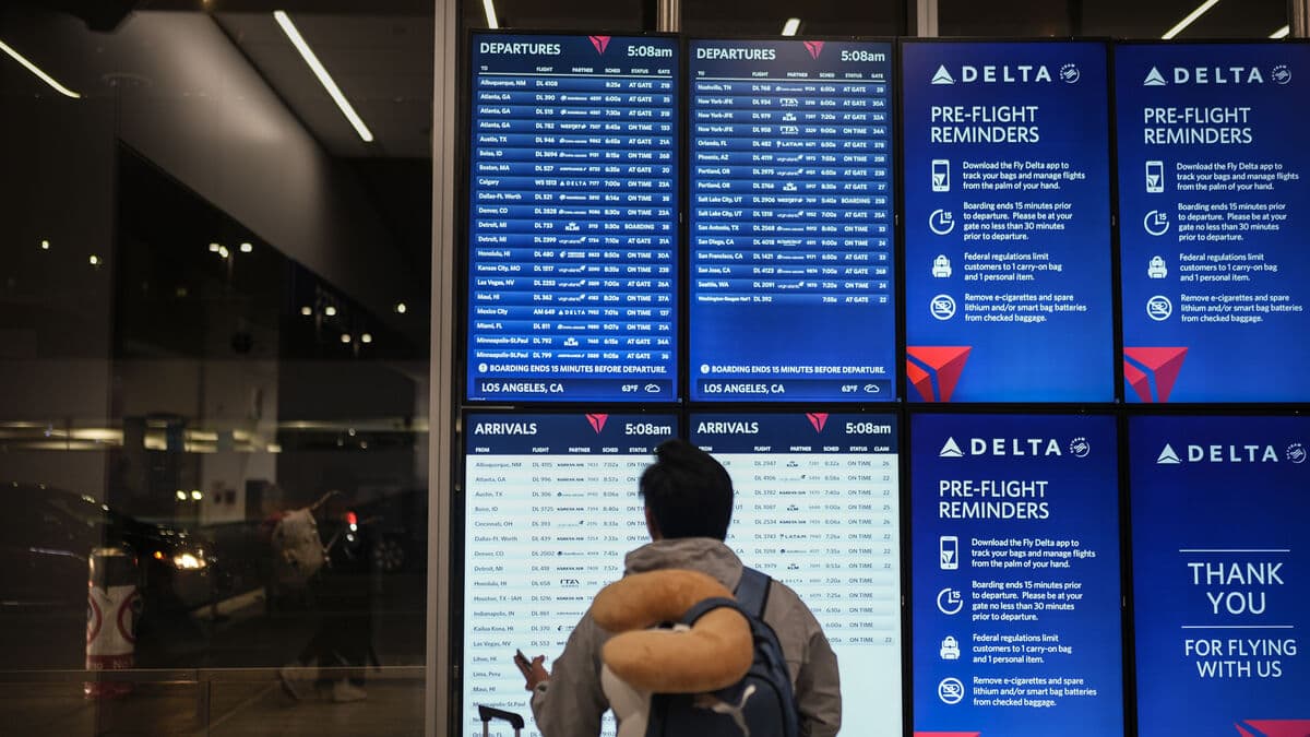 Delta Air Lines Surpasses Earnings Expectations Amid Business Travel Growth