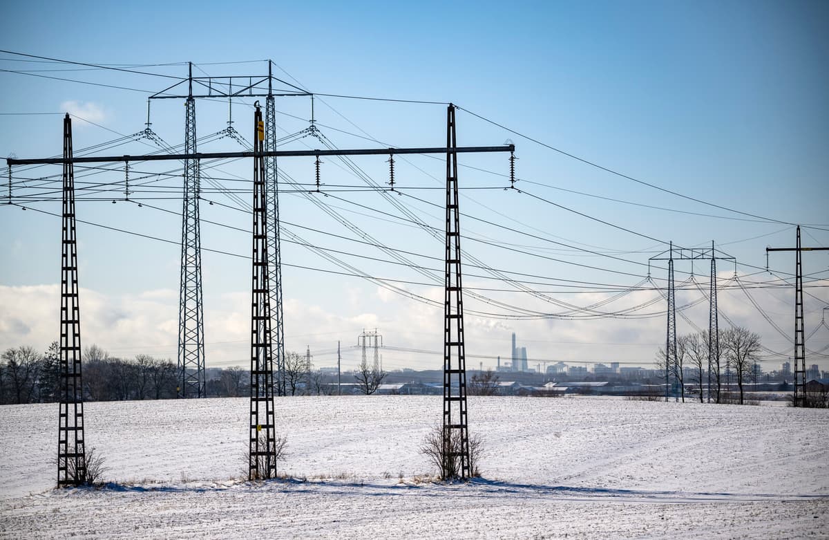 Swedes Face Higher Costs Due to Norway's Fixed Electricity Prices