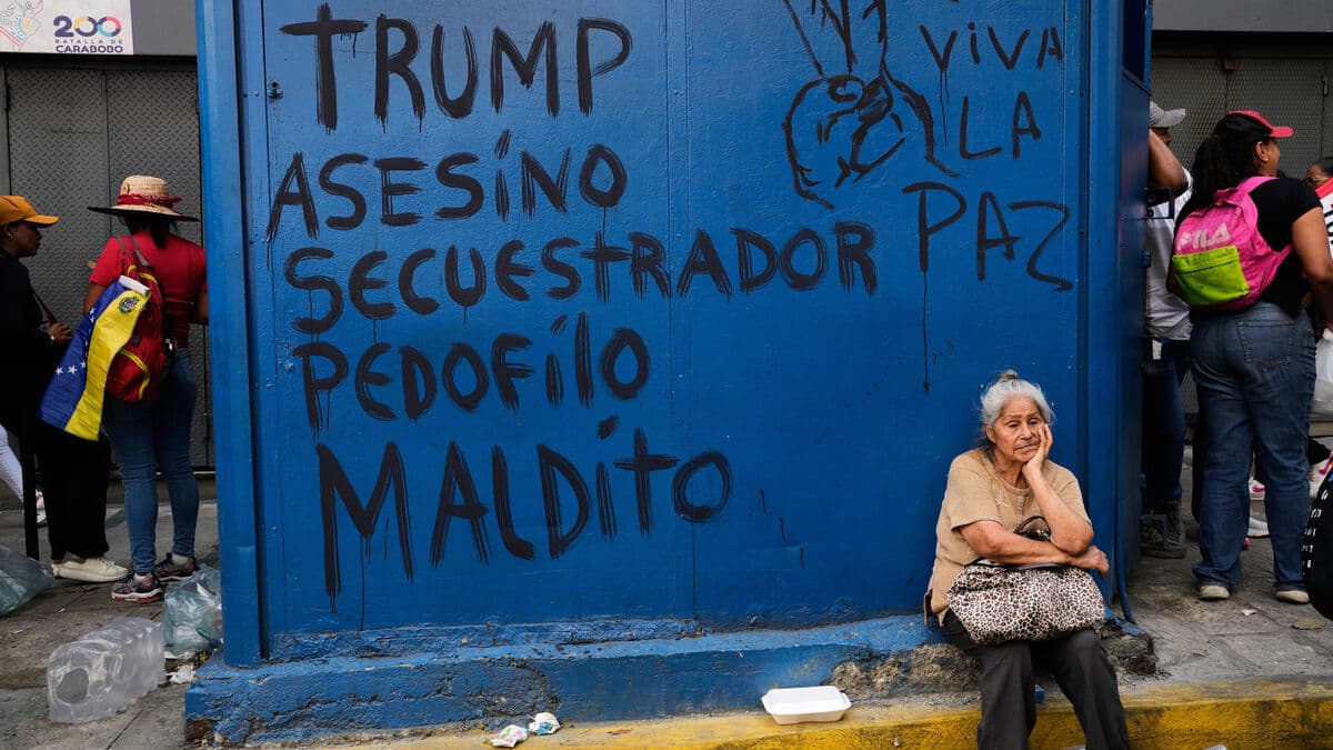 Trump says US can control Venezuela for years