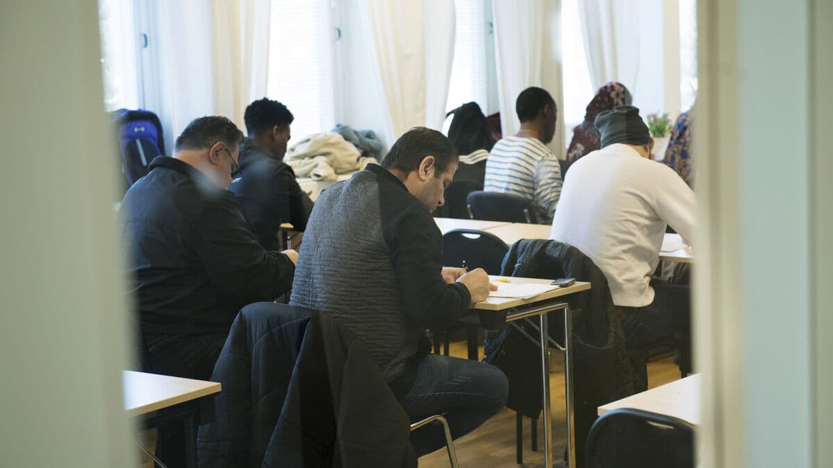 Social Democrats Propose Profit Ban in Swedish Immigrant Education