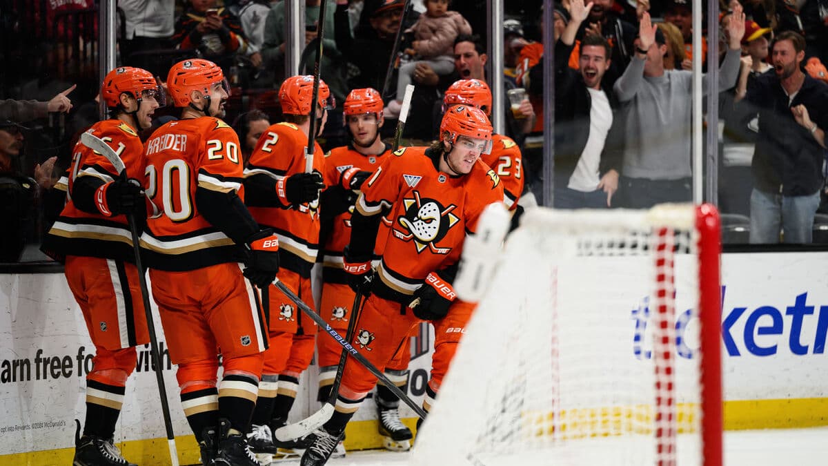 Carlsson's new success – fourth in the NHL's points standings