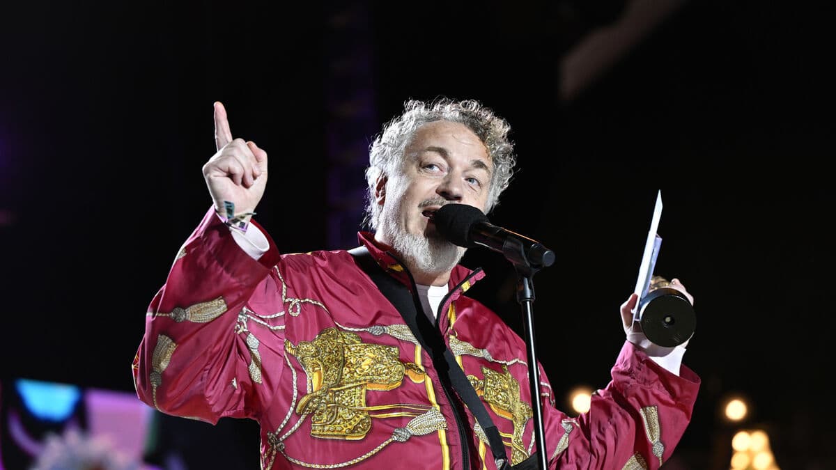 Eric Gadd composes music for Dangerous Liaisons musical