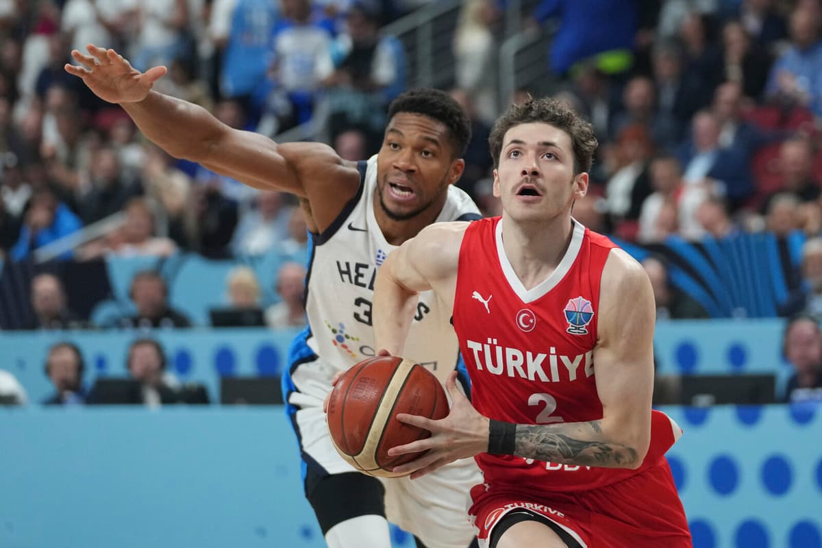 Turkey Advances to European Basketball Championship Final After Defeating Greece