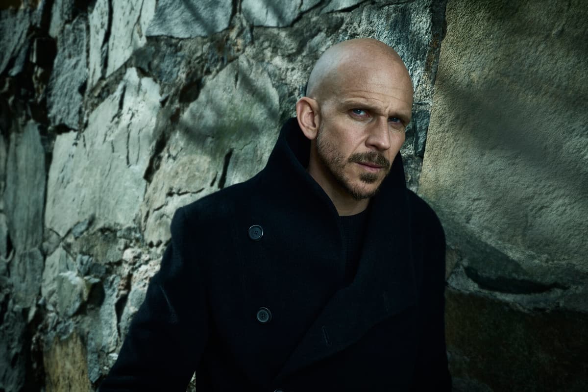 Gustaf Skarsgård Cast as New Kurt Wallander in Upcoming TV4 Films