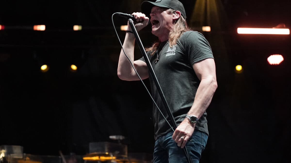 3 Doors Down singer Brad Arnold dies at 47