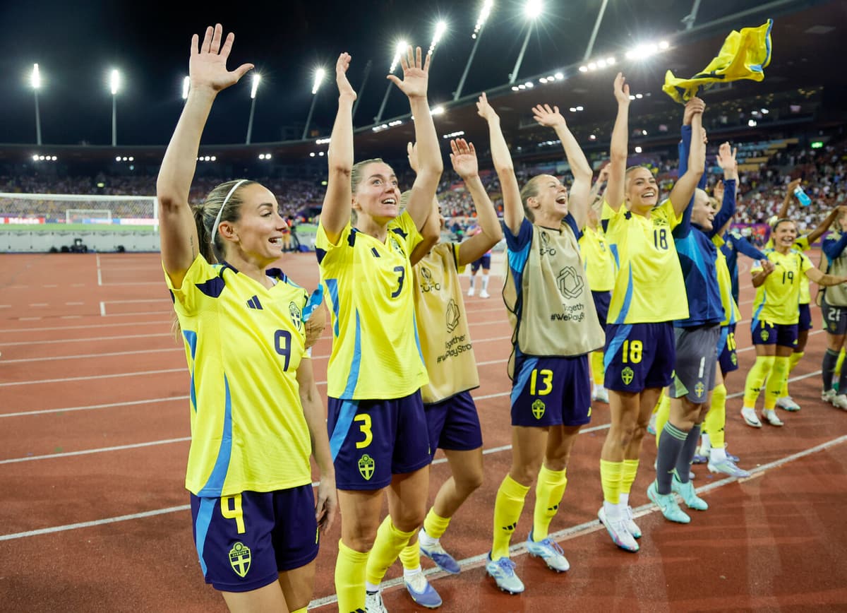 Sweden vs England in European Championship Quarterfinal in Zürich