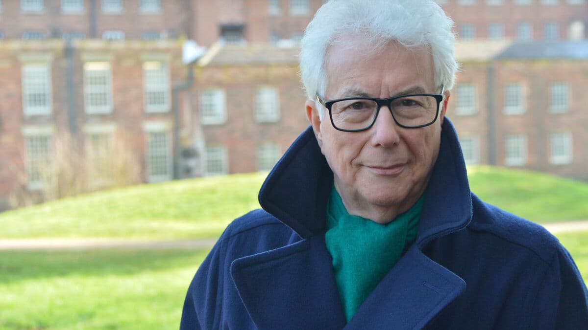 Ken Follett says he has solved the Stonehenge mystery in new book The Stone Circle
