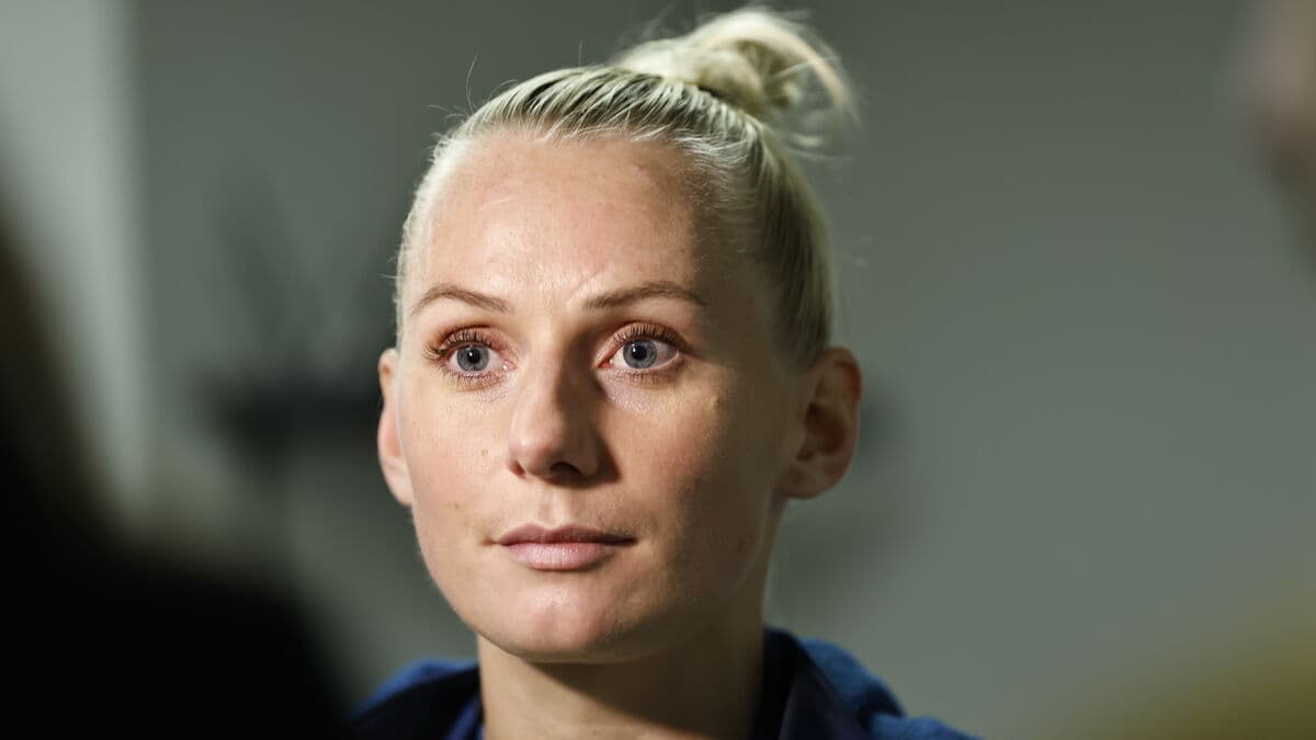 Blackstenius leaves national team training camp for family reasons