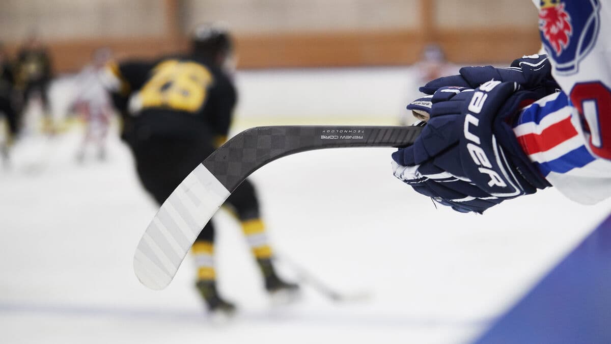 Minute of silence in the NHL after fatal Alberta crash that killed three junior hockey players