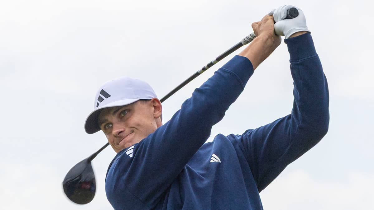 Ludvig Åberg Faces Challenging Start at Windy British Open