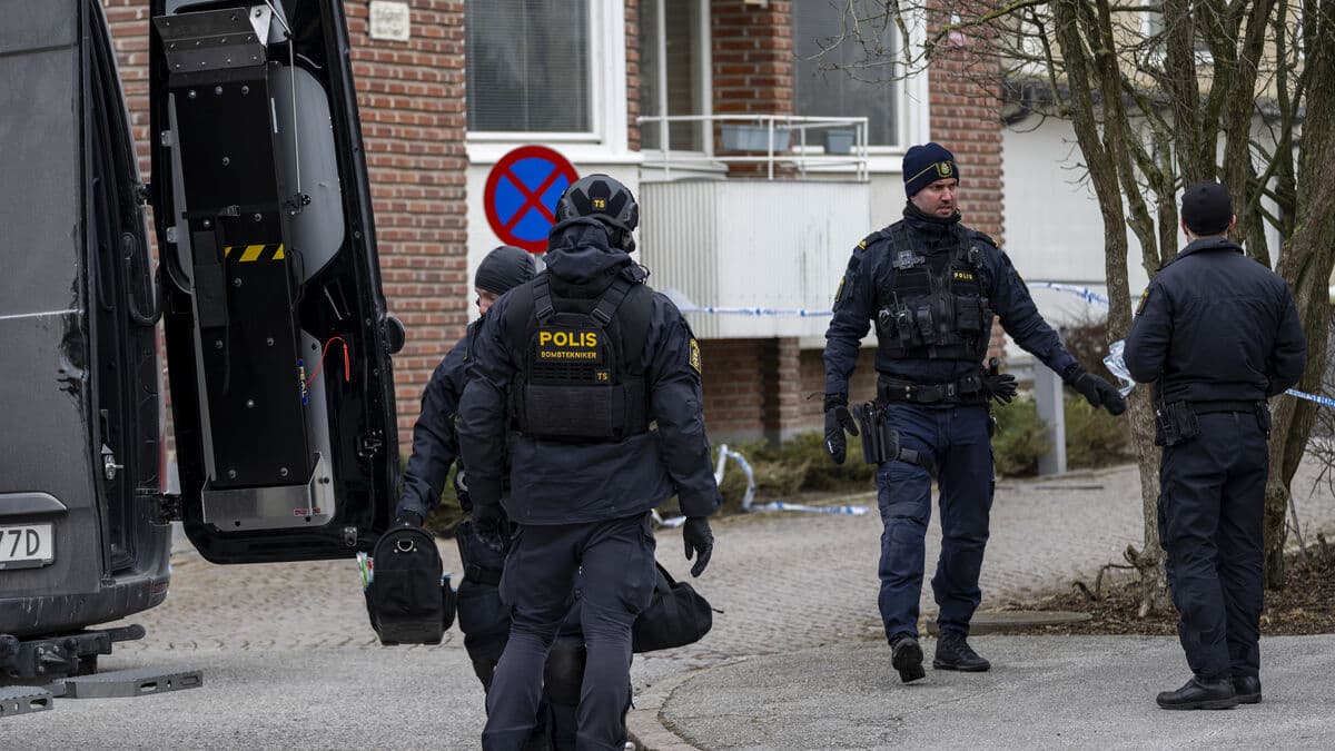 National bomb squad removes suspected dangerous object on Københamnsvägen in Malmö