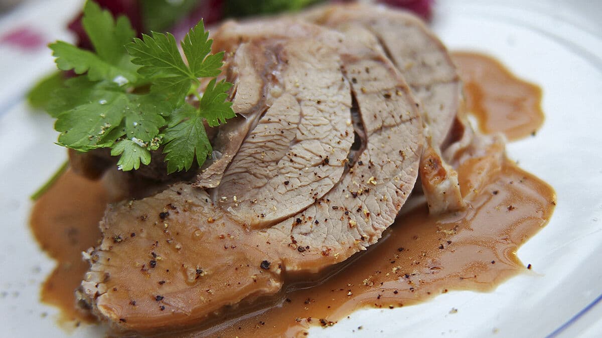 Municipalities save money - no Sunday roast in elderly care