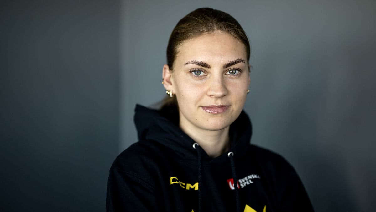 Newcomer Färjestad is close to knocking out reigning champion Frölunda