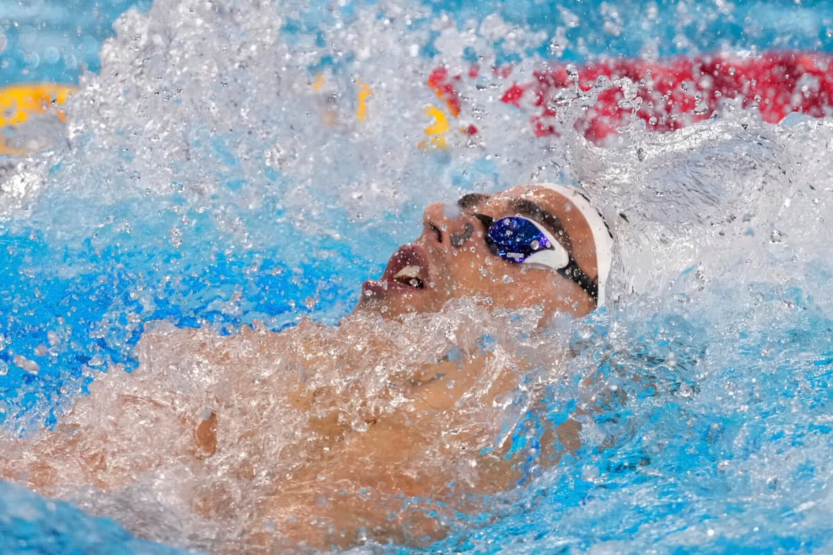 Russian Swimmer Responds to Criticism Over World Championship Participation