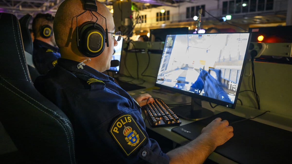 Police begin online patrols in the gaming world