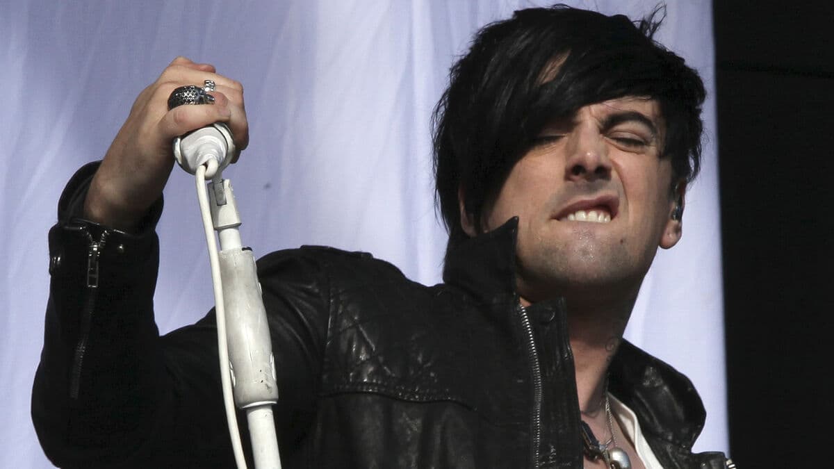 Lostprophets Singer Ian Watkins Killed in UK Prison Knife Attack