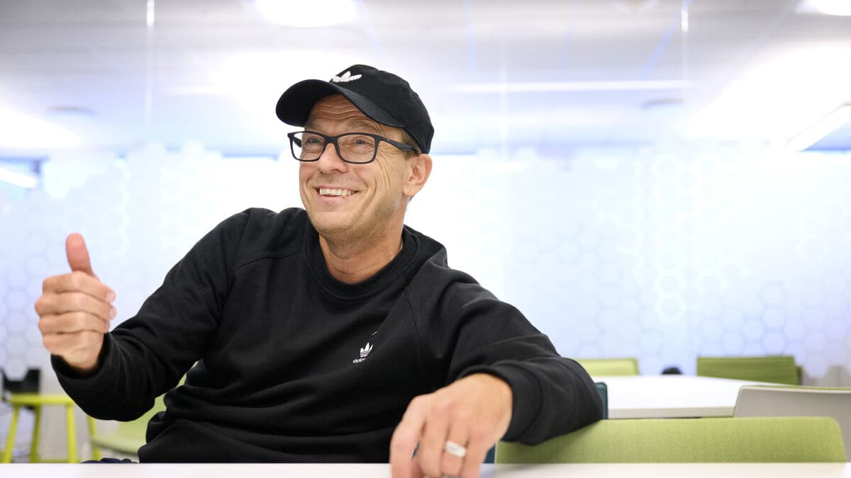 Swedish National Team Captain Praises Felicia Schröder's Unique Talent