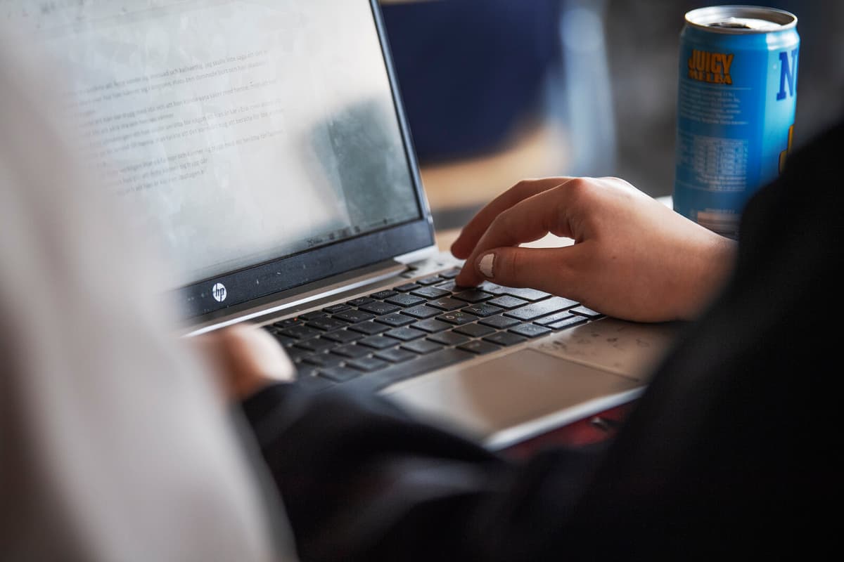 Students Caught Gaming During Lessons at 22 Upper Secondary Schools