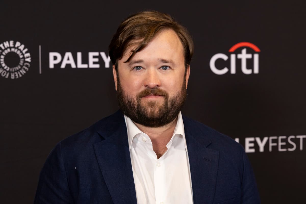 Haley Joel Osment Apologizes for Anti-Semitic Remarks After Arrest