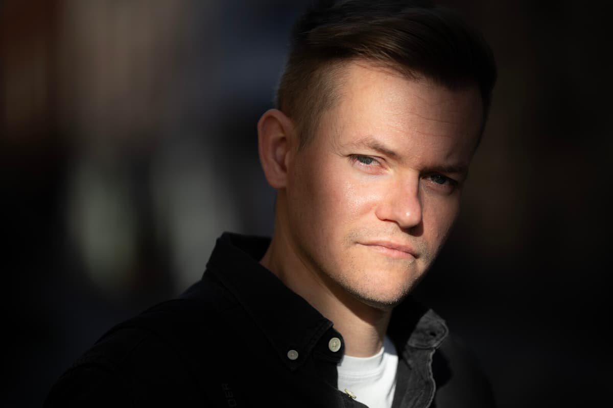 Swedish Journalist Faces Terror Charges in Turkey Trial