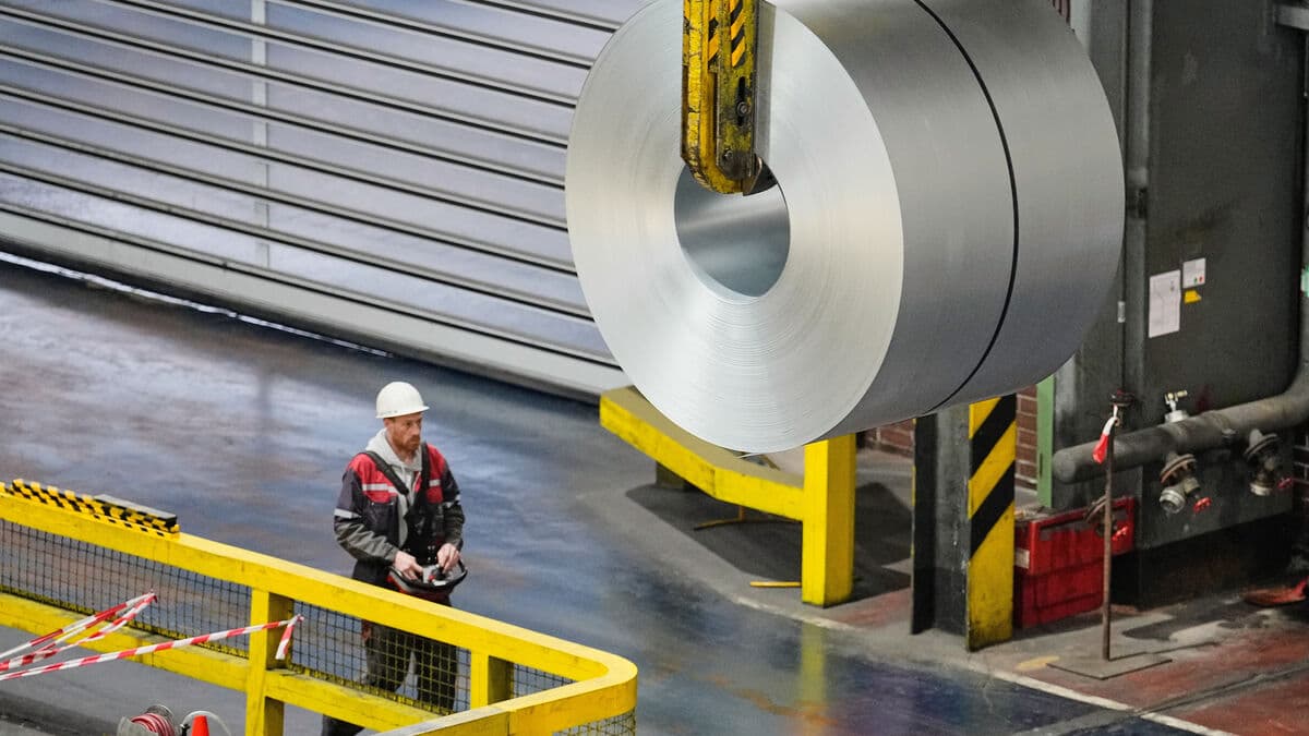 Unexpectedly sharp slowdown in German industry as orders fall 11.1% in January