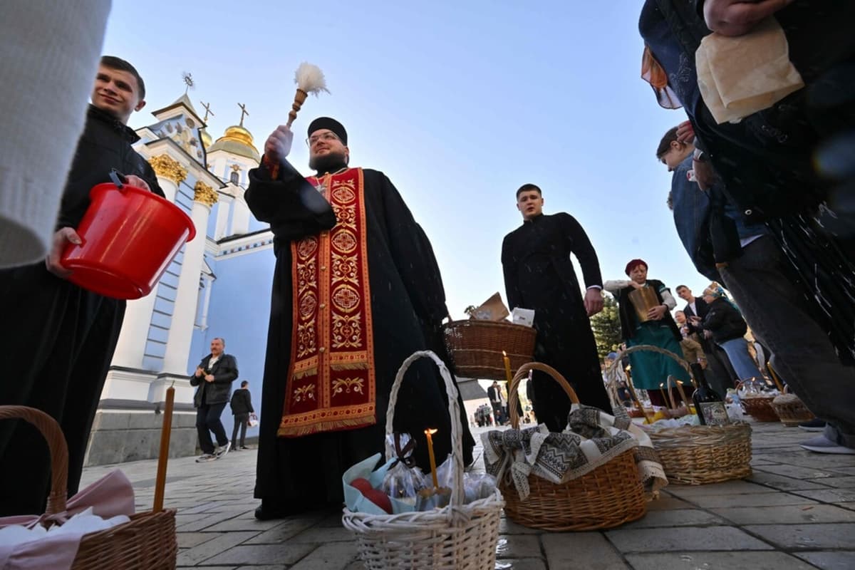 Kyiv Residents Skeptical of Russian Ceasefire Amid Ongoing Fears