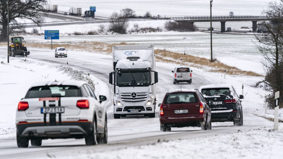 SMHI extends yellow warning for sudden ice slips