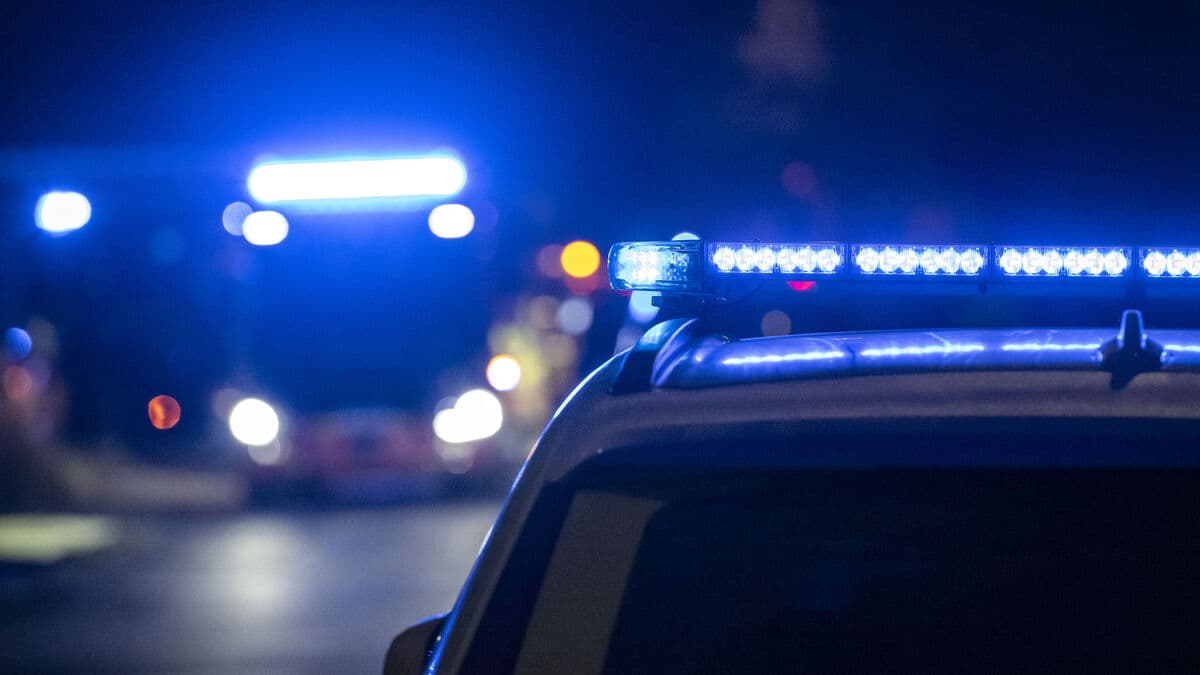 Explosion alarm in Gothenburg, car on fire